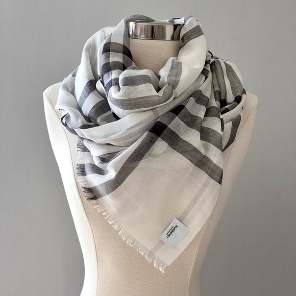 Burberry Giant Check Gauze Scarf in White Light Grey - Picture 3 of 9